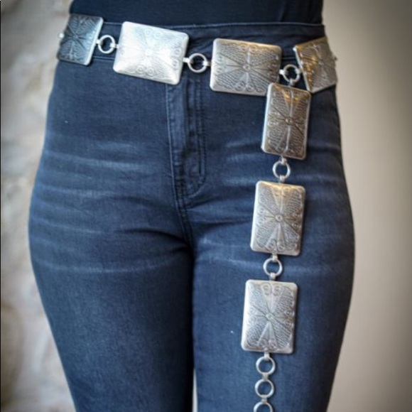 L&B Accessories - Square Concho Belt
